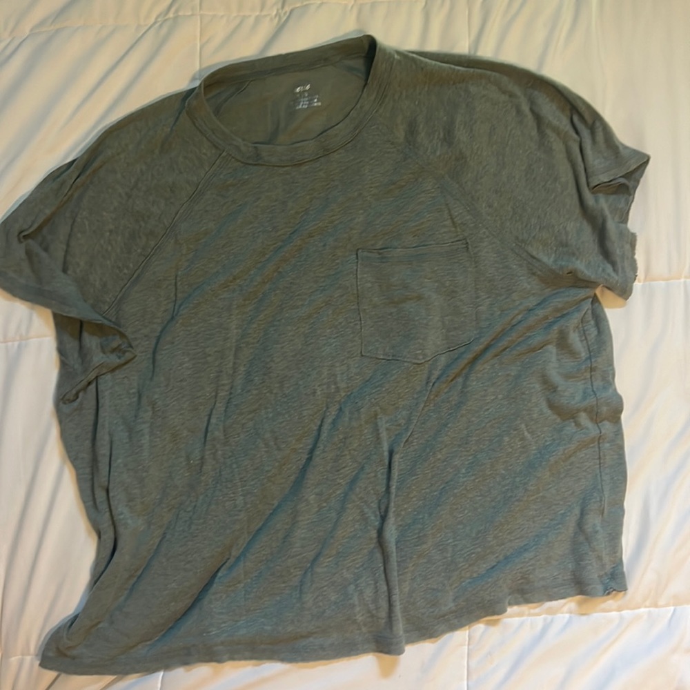 aerie oversized green tshirt with pocket